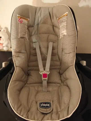 Silla de coche Chicco con base