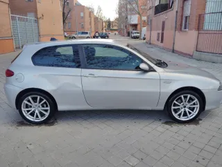 Alfa Romeo 147 2006