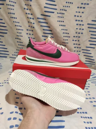 T. 38,5 Zapatillas W Nike Cortez