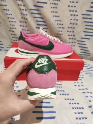 T. 38,5 Zapatillas W Nike Cortez