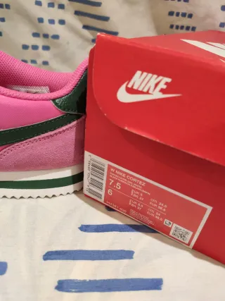 T. 38,5 Zapatillas W Nike Cortez