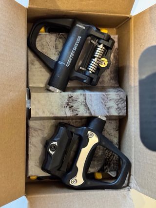 Pedales y calas carretera