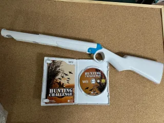 Juego Hunting Challenge + escopeta Wii