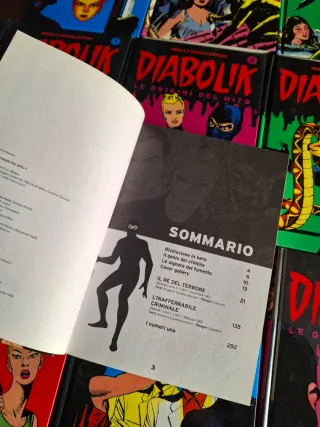 13 volumi Diabolik Le origini del mito