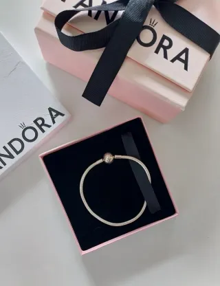 Pulsera Pandora Talla 20.