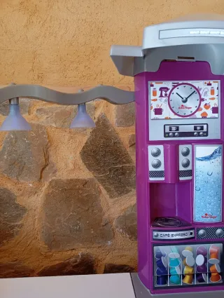 Cocinita de juguete con accesorios