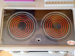 Cocinita de juguete con accesorios