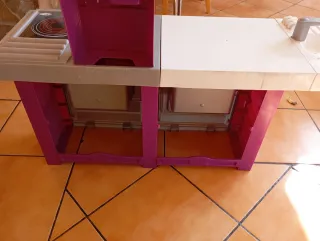Cocinita de juguete con accesorios