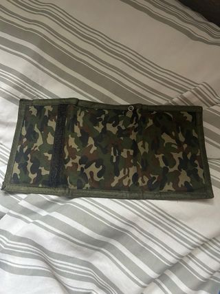 3 carteras – Lote 10 € / Unidad 5 €