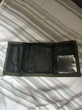 3 carteras – Lote 10 € / Unidad 5 €