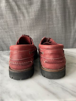 Mocasines náuticos rojos/marrones