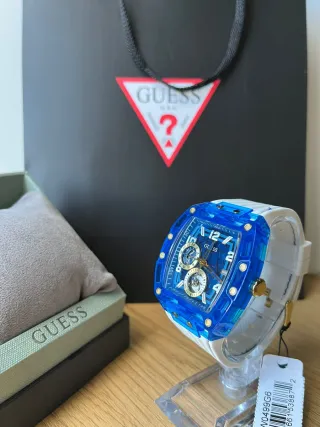 Reloj Guess Azul y Blanco