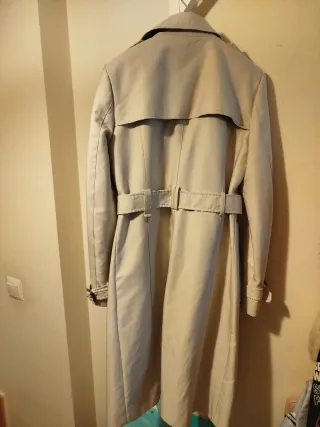 Gabardina Beige Clásica