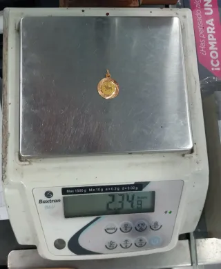 Colgante de Oro 18K (3-74)