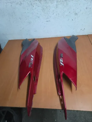 Carenado Lateral Sym Jet 125 Rojo