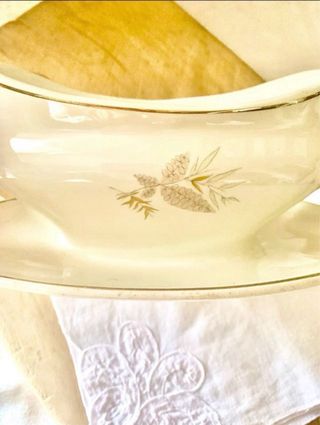 Salsera San Claudio Cerámica Dorada