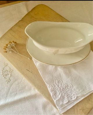 Salsera San Claudio Cerámica Dorada