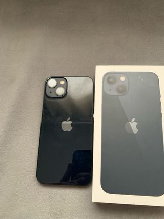iPhone 13 Negro/Azul Marino