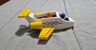Avión Playmobil con figuras