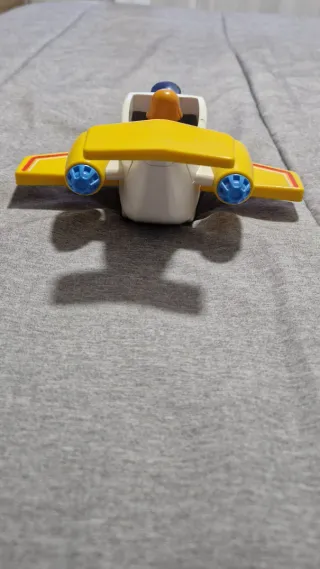 Avión Playmobil con figuras