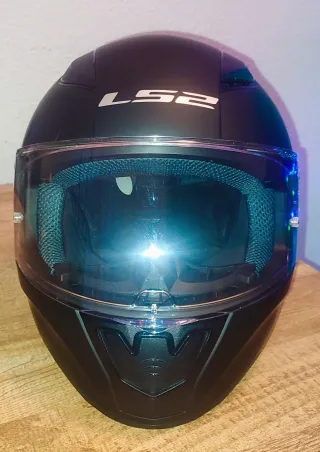 Casco Helmets L52 NUEVO SIN ESTRENAR, negro Mate