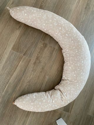 Cojín de lactancia nuevo