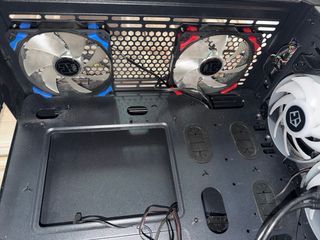 Caja pc Cougar Gaming ATX