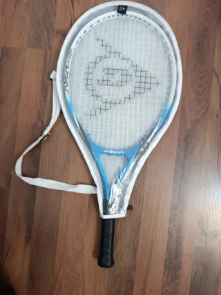 Raqueta de tenis pequeña
