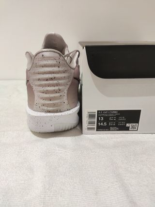 T47,5 Zapatillas Nike G.T. Cut 3 Turbo