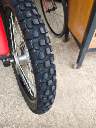 Neumáticos trail irc Honda CRF300