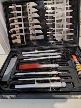 Set Coltelli Tagliabalsa con Accessori