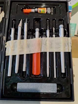 Set Coltelli Tagliabalsa con Accessori