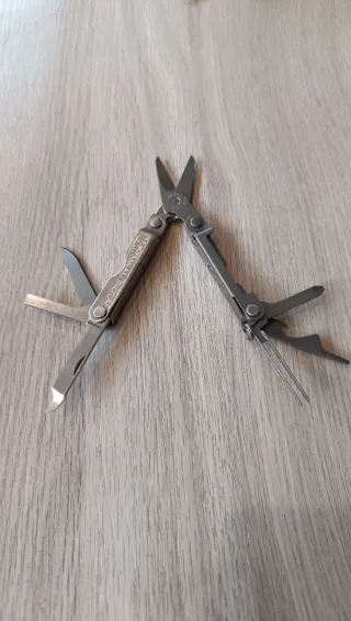 Navaja Multiusos Leatherman Micro