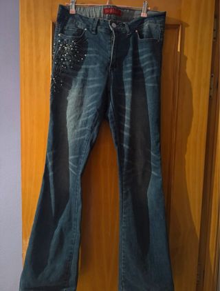 Confezione di abbigliamento taglia L/40