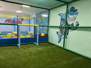 Parque de bolas para fiestas infantiles