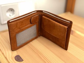 Cartera de piel Moon marrón