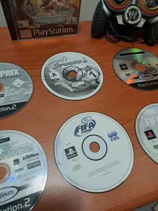 Lotto Giochi PS1, PS2, PS5 e Plug'N Play WWE