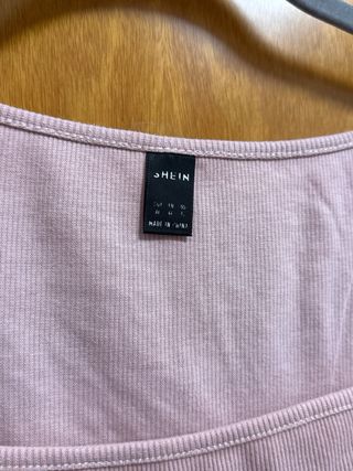 Camiseta Shein canalé rosa manga abullonada XL