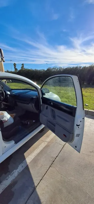 Volkswagen Beetle 2000