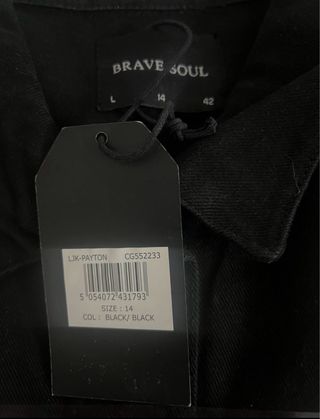 Talla S / M / L. Cazadora vaquera negra BRAVE SOUL
