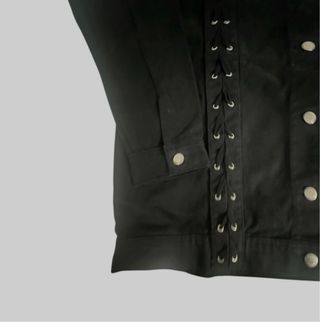 Talla S / M / L. Cazadora vaquera negra BRAVE SOUL