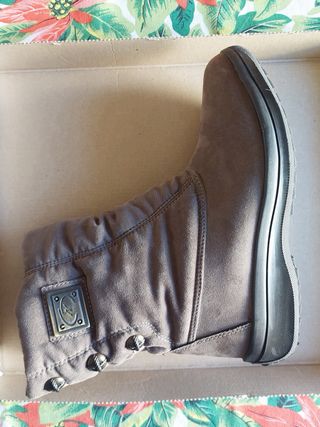 Stivaletti invernali marroni morbidi