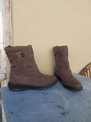 Stivaletti invernali marroni morbidi