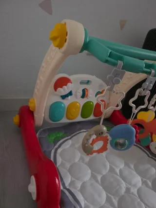 Gimnasio di giochi per neonati