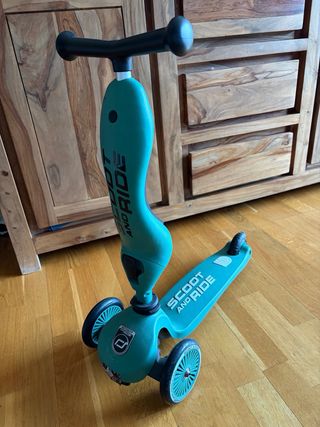 Patinete Scoot and Ride casi nuevo