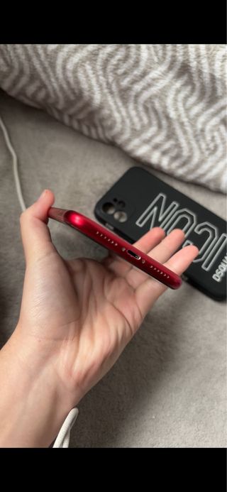 iPhone 11 Rojo