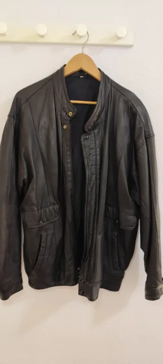 Chaqueta de Piel Vintage Negra