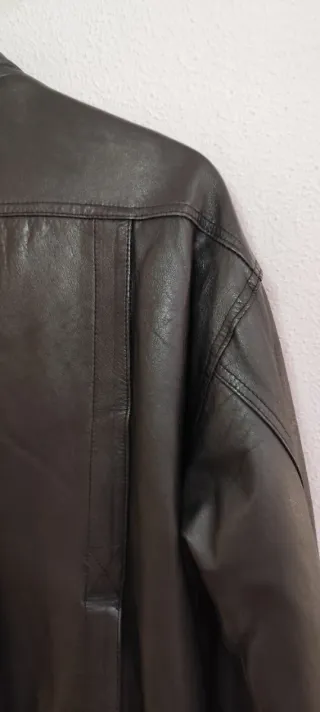 Chaqueta de Piel Vintage Negra