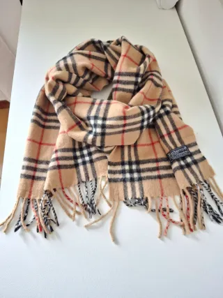 Sciarpa Burberry Cashmere Beige e Rossa