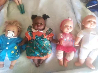 Lote Zapatos y Muñecas hay todas las marcas Elsa